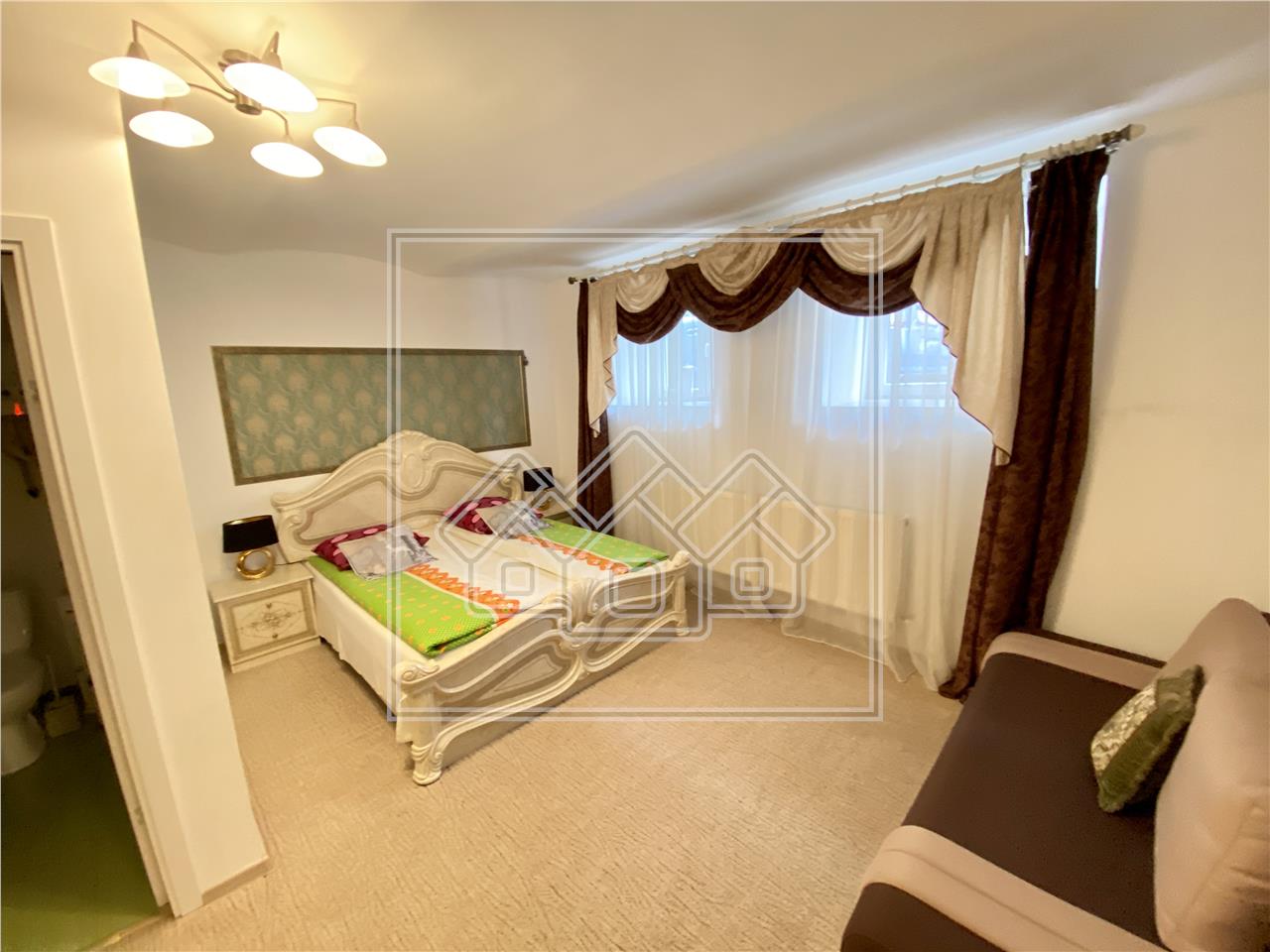 Apartment for rent in Sibiu - central area - 2 rooms - 2 bathrooms