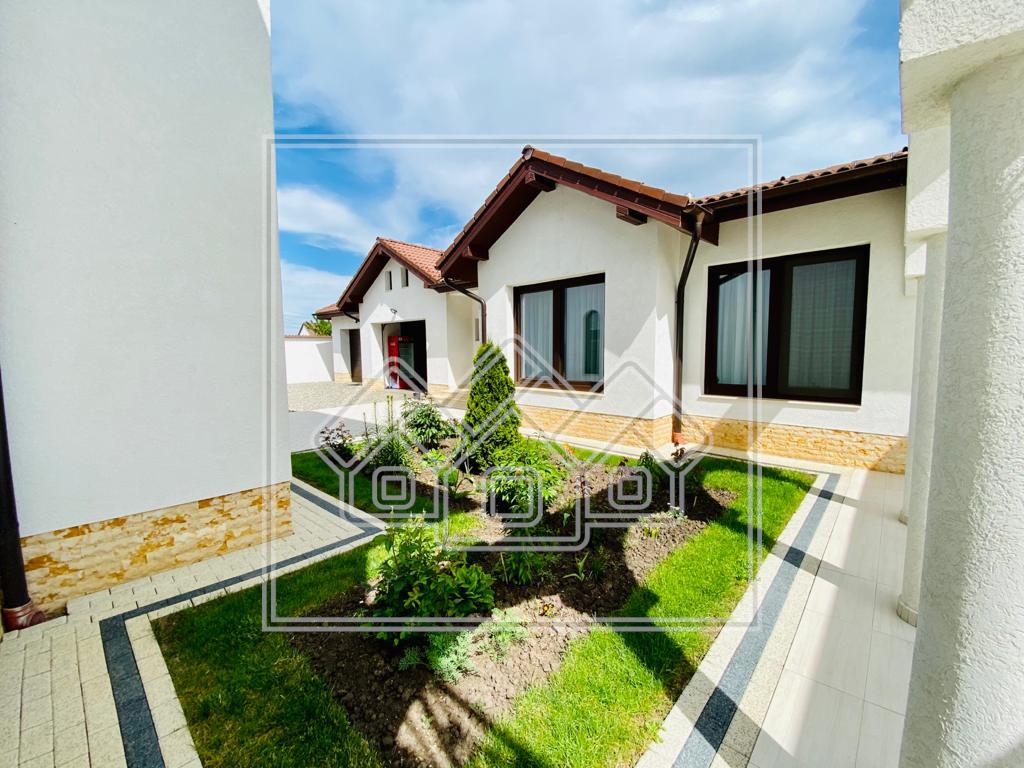 Spectacular villa for sale in Sibiu - Free yard 3000 sqm