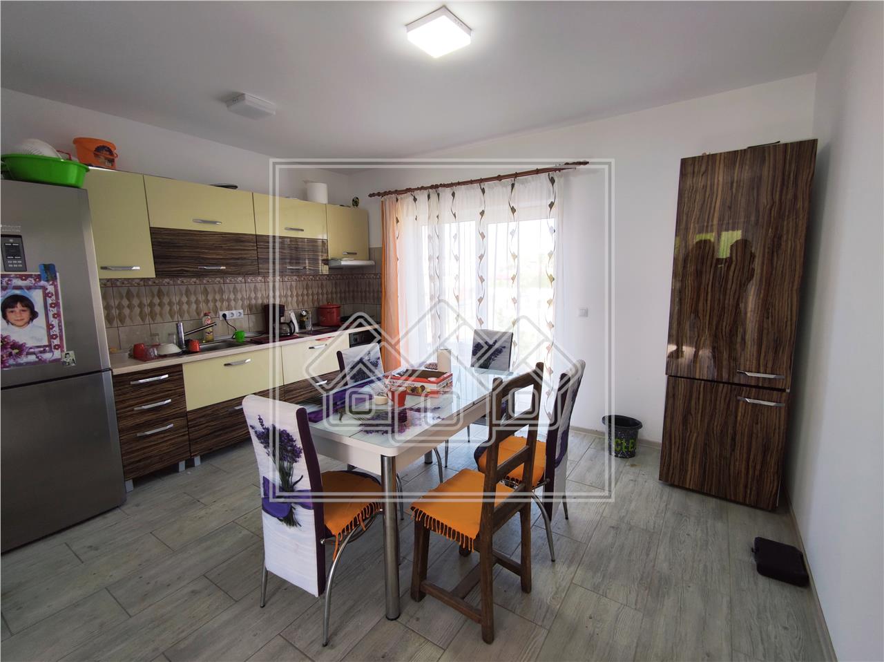 Apartament de vanzare in Sibiu - la vila - 3 camere - etaj intermediar