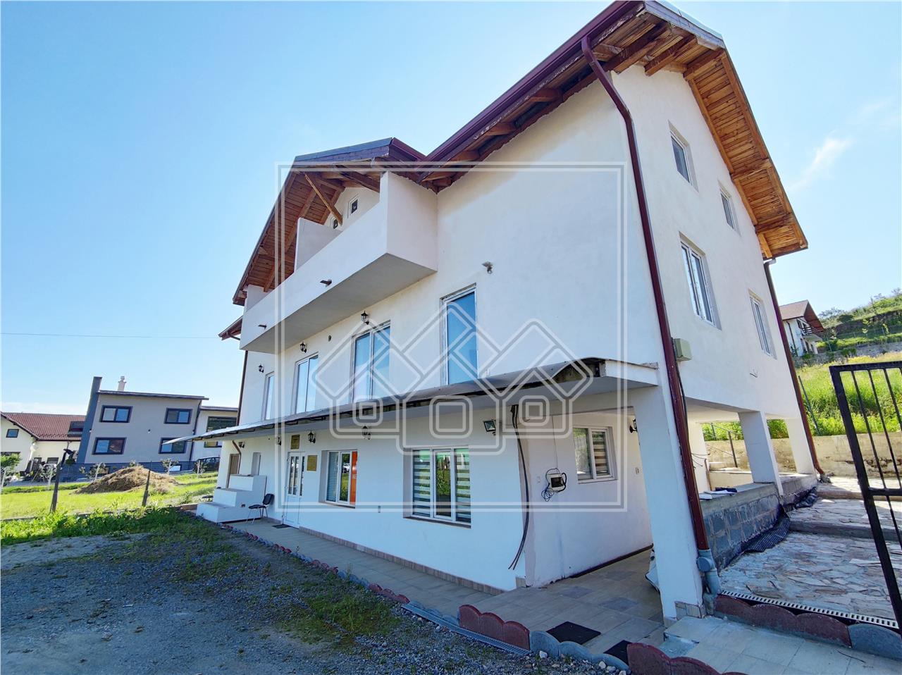Apartament de vanzare in Sibiu - la vila -3 camere - etaj intermediar