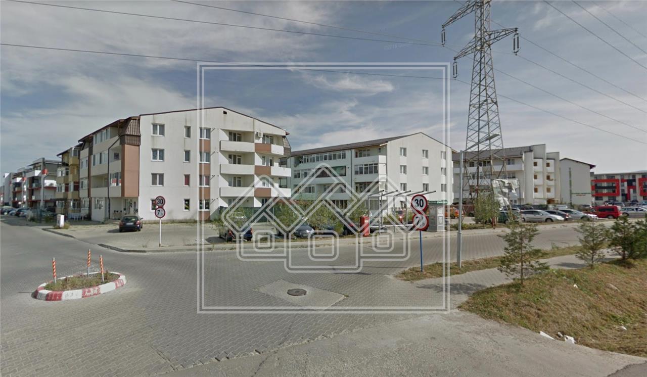 Spatiu comercial de vanzare in Sibiu - 3 camere+balcon -C.Arhitectilor