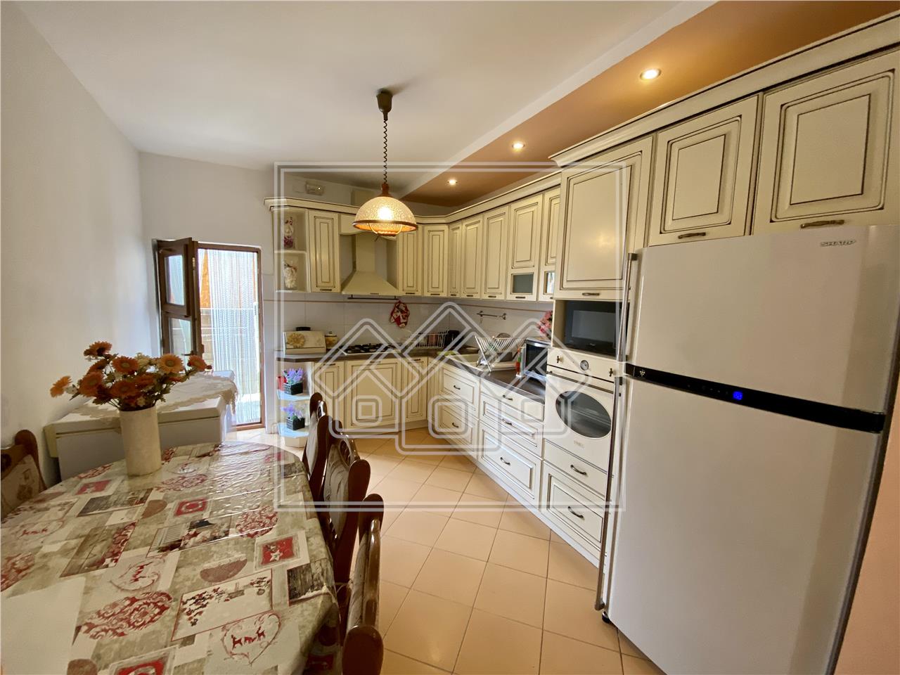 5 room apartment for rent in Sibiu - Calea Dumbravii - own yard 67 sqm