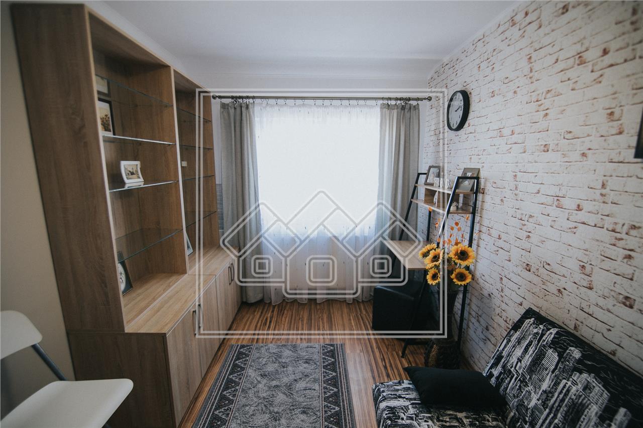 Apartament de inchiriat in Sibiu -3 camere -mobilat si utilat-Ciresica