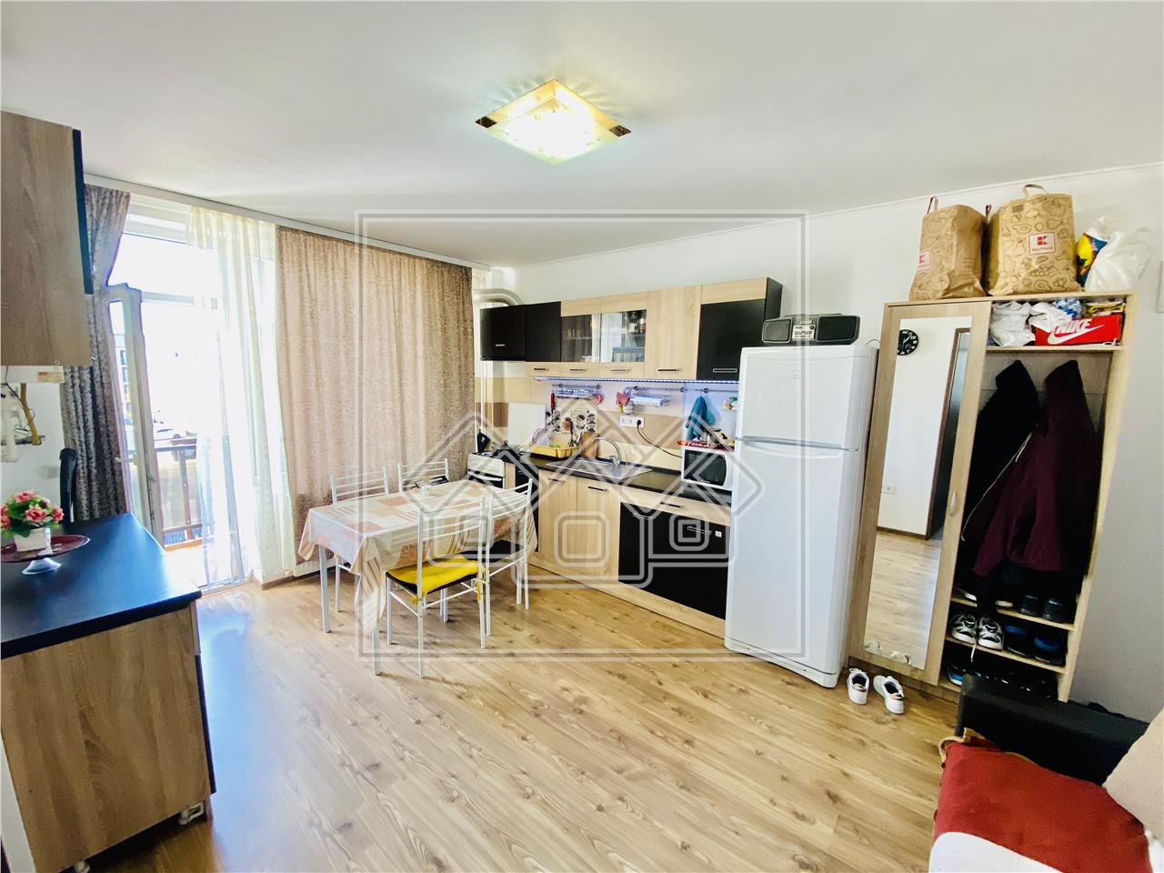 Apartament de vanzare in Sibiu - 2 camere si balcon - Calea Cisnadiei