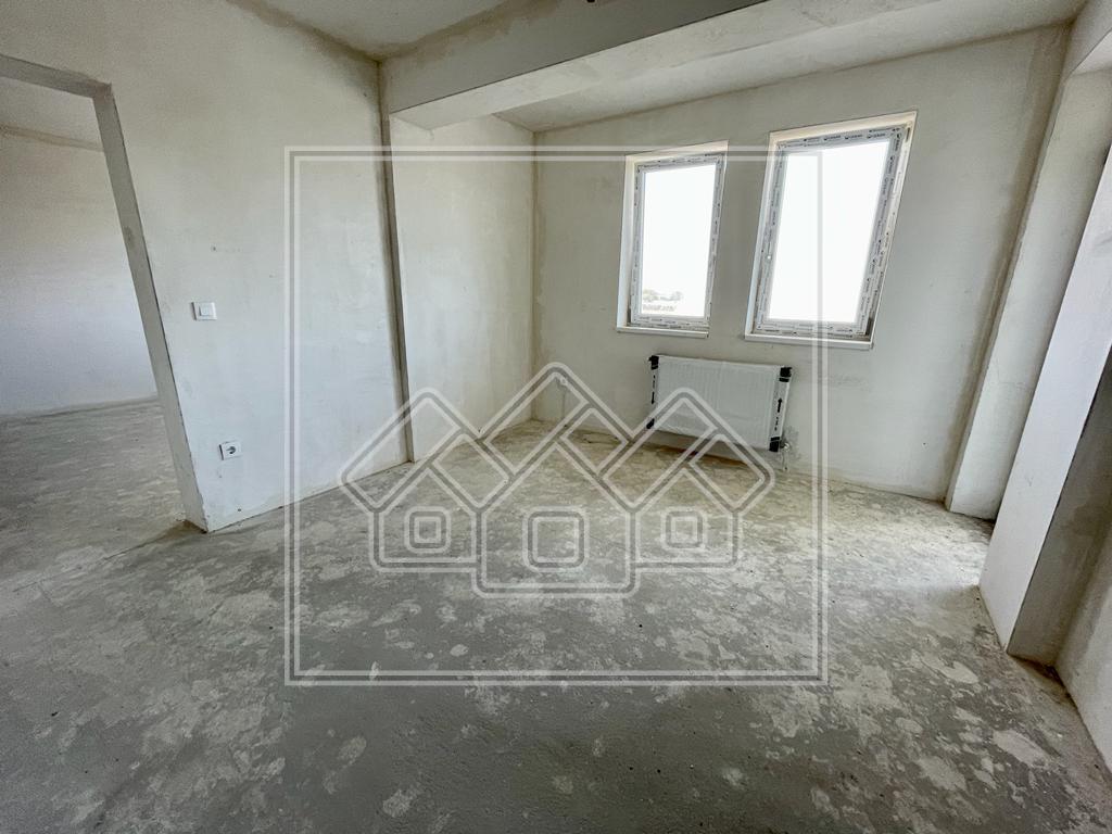 Apartament de vanzare in Sibiu - 2 camere, 2 balcoane -Henri Coanda(R)
