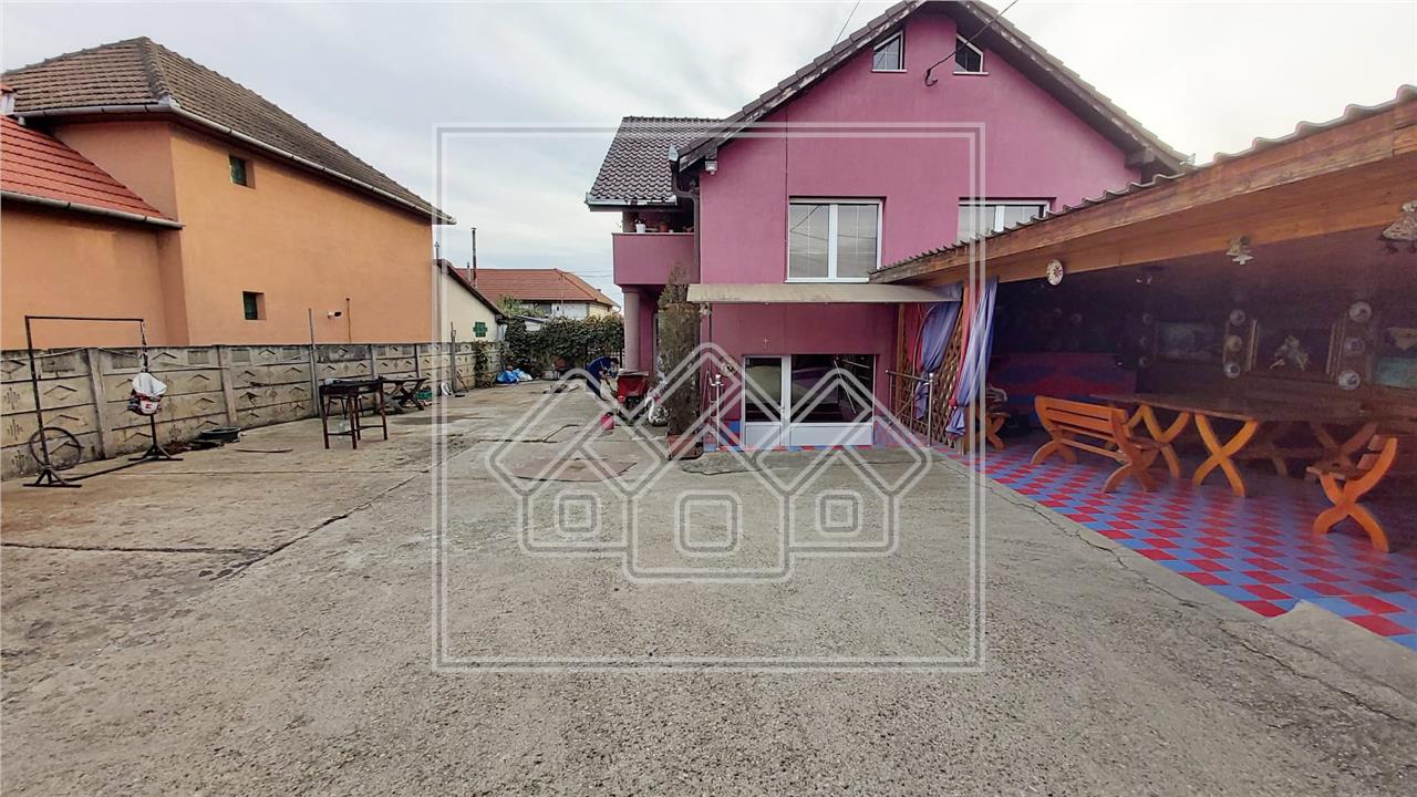 House for sale in Alba Iulia - 533 usable sqm - 5 rooms