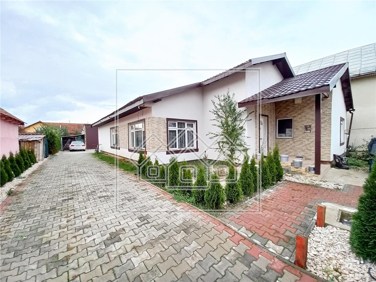 Casa de vanzare in Alba Iulia - Barabant - 4 camere - 2 bai