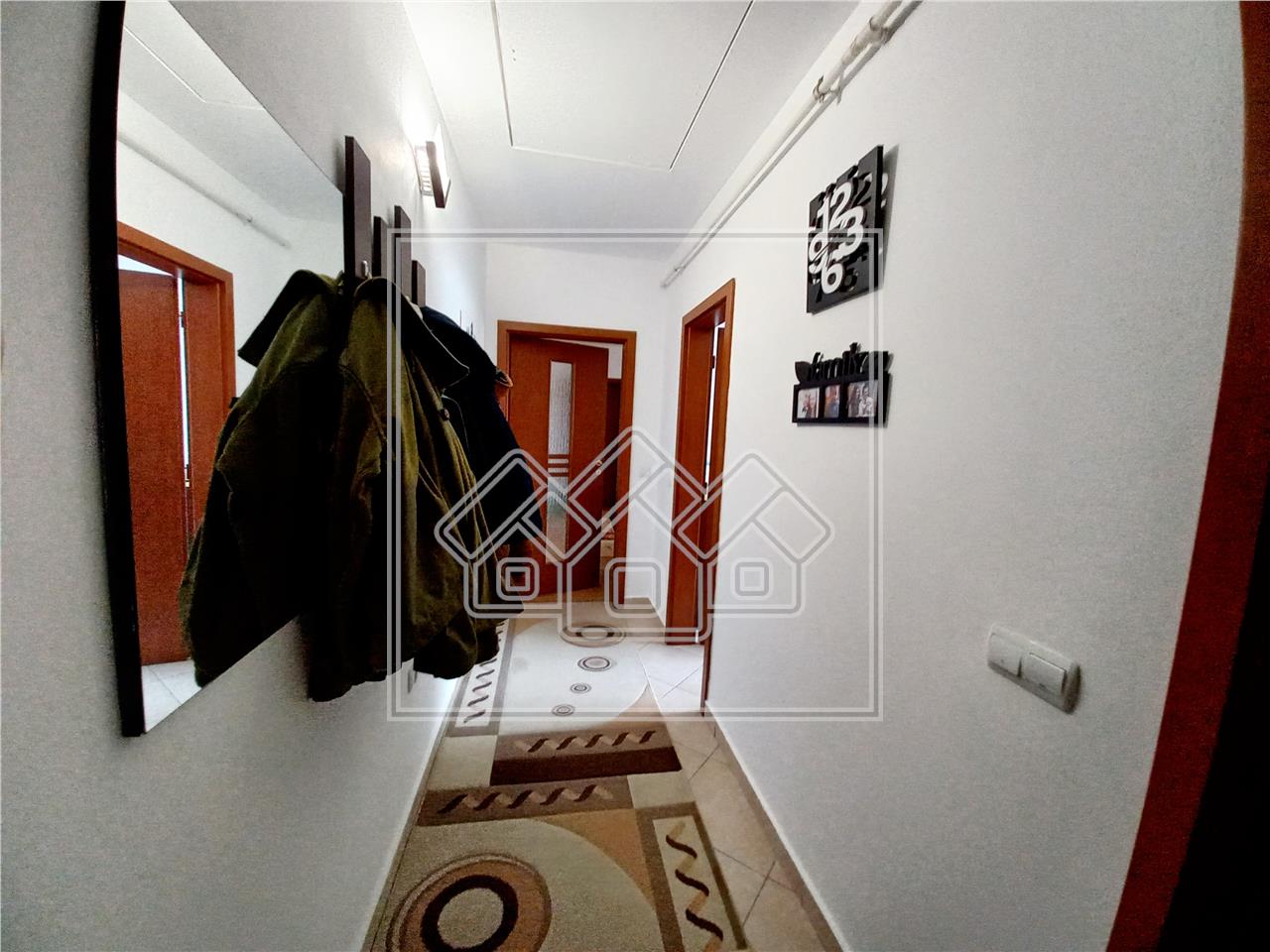 Apartment for sale in Alba Iulia in the attic - elevator - BCR area