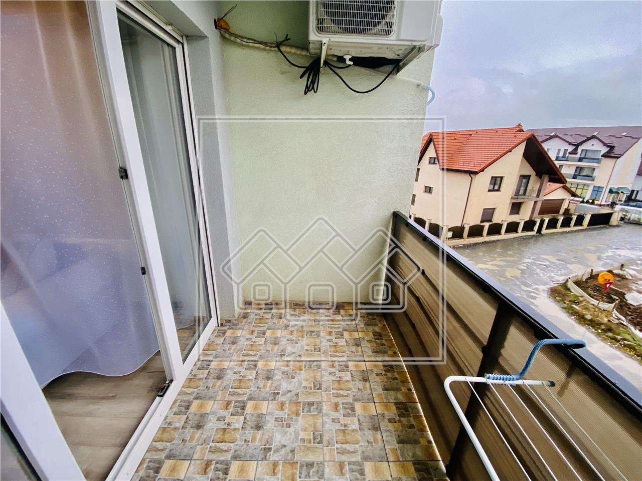 Wohnung zu verkaufen in Sibiu - 3 Zimmer mit Balkon - Zwischengeschoss
