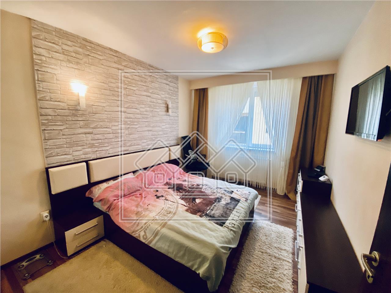 Apartment for sale in Sibiu - 3 rooms and balcony - Rahovei area