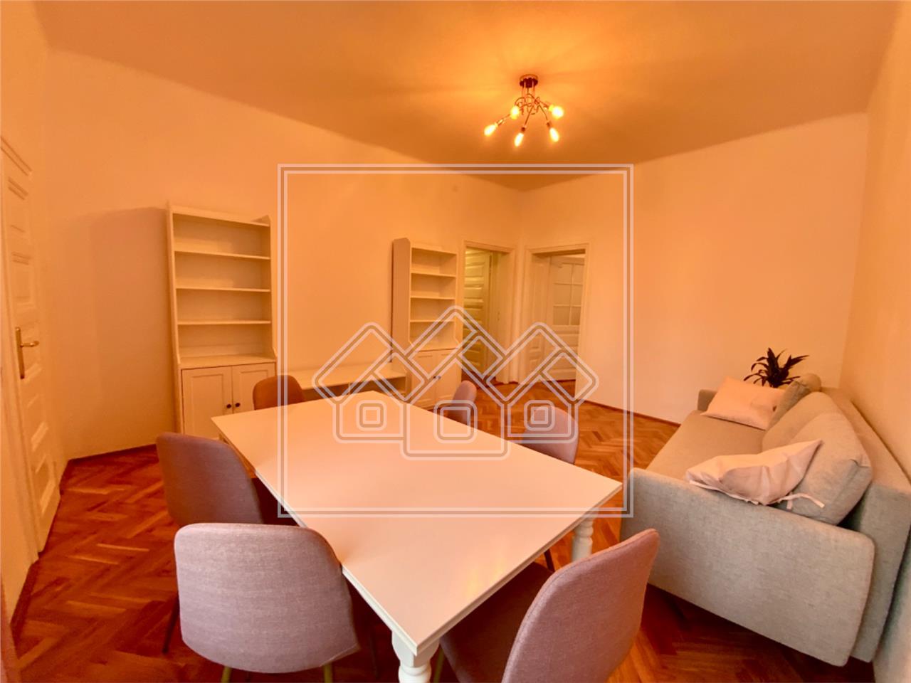 Apartament de inchiriat in Sibiu - 4 camere - ZONA CENTRALA