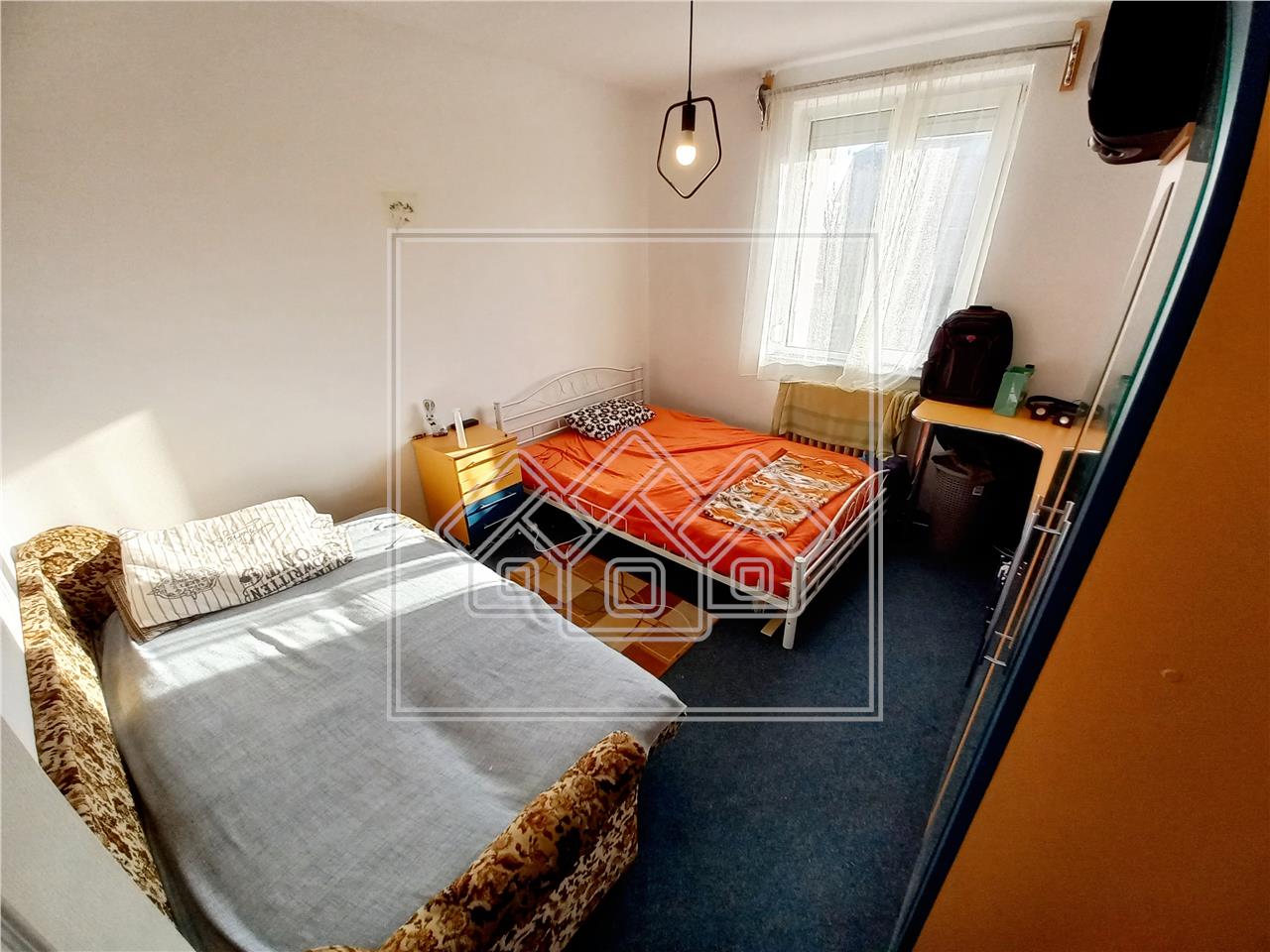 Apartament de vanzare in Alba Iulia - 3 camere - 2 bai - Zona Ampoi 3