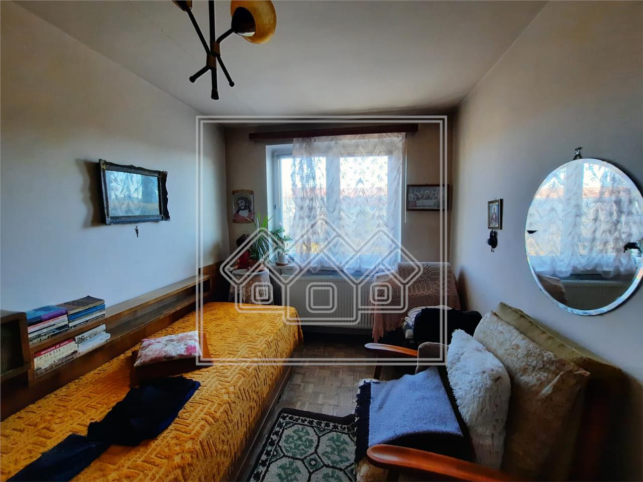 Apartament de vanzare in Sibiu - 2 camere si balcon - Terezian