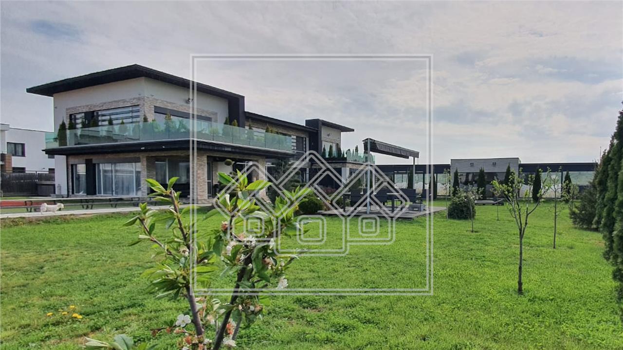House for sale in Sibiu - indoor pool and land of 2000 sqm