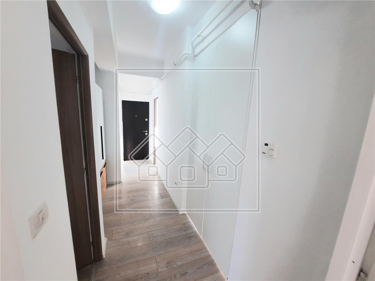 Apartament de vanzare in Alba Iulia - 2 camere - 68 mp - zona Ampoi 3