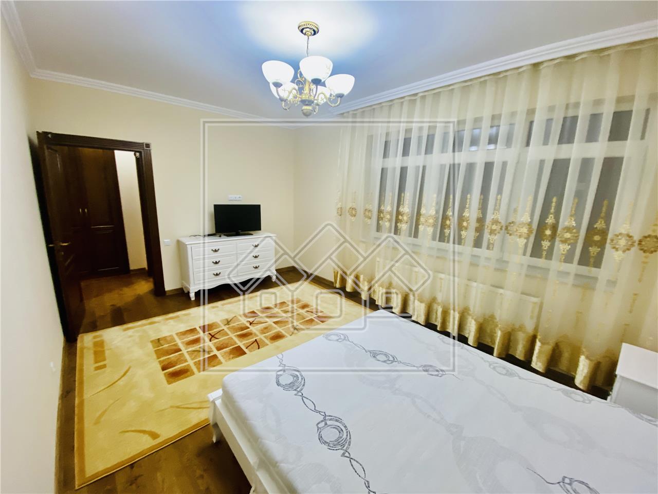 Apartament de inchiriat in Sibiu - 3 camere si balcon - Zona Strand II