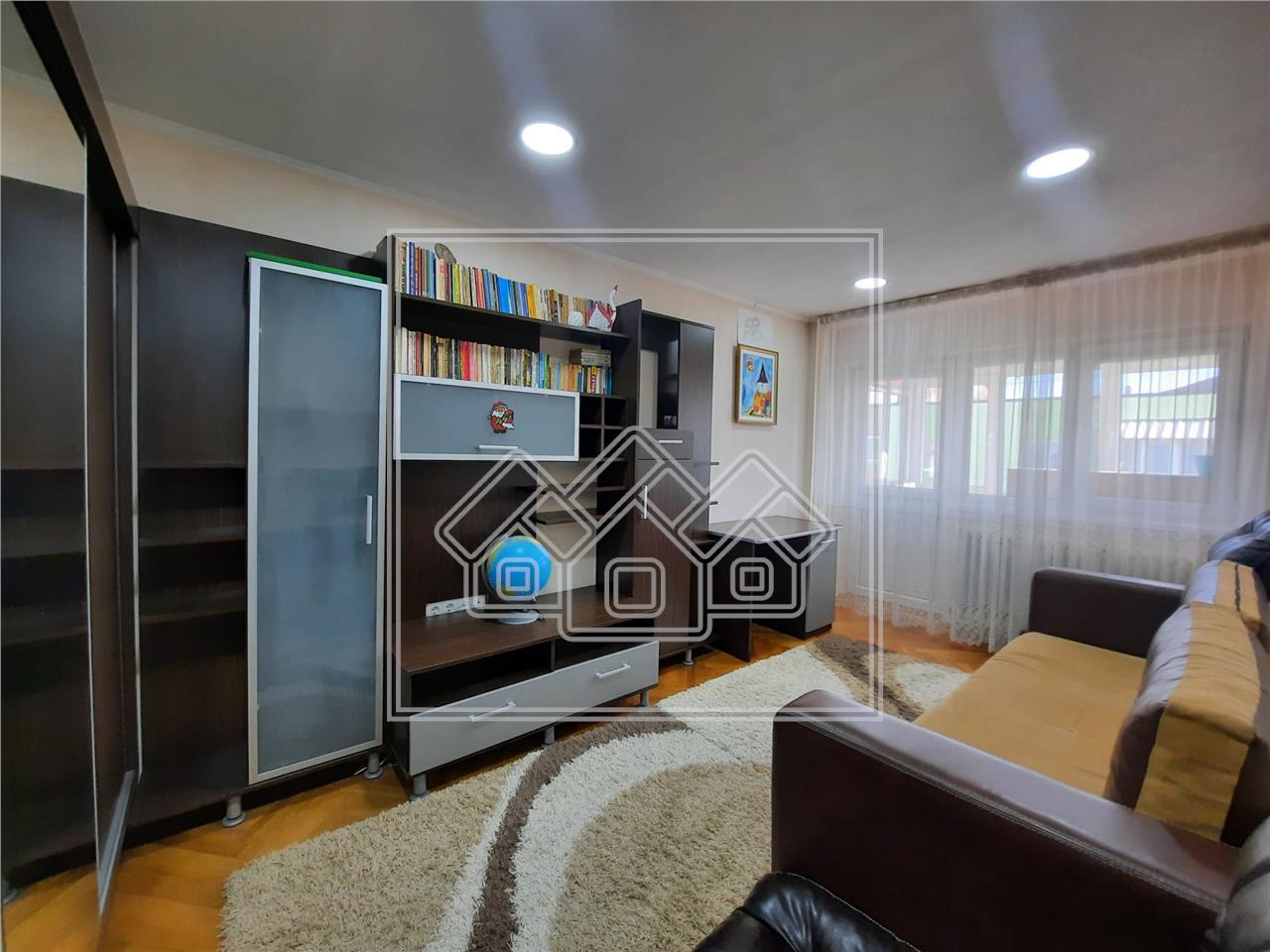 Apartment for sale in Sebes - 3 rooms - Central Area