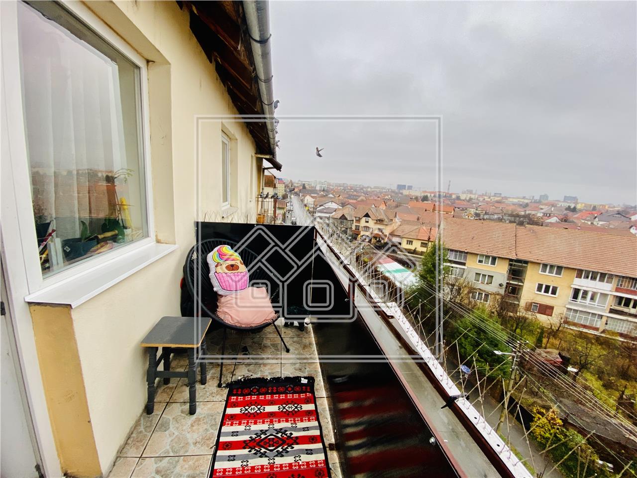 Apartament de vanzare in Sibiu -  3 camere, balcon - Vasile Aaron