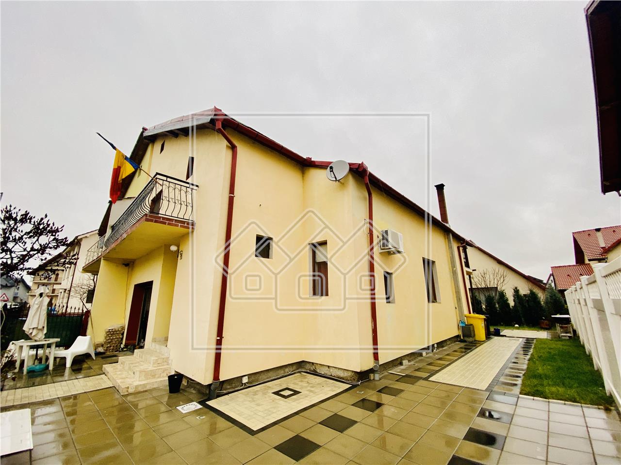 Casa de vanzare in Sibiu - 5 camere si 2 bai - Cartierul Tineretului