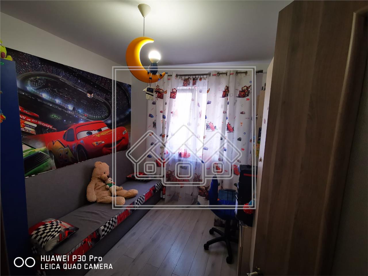 Wohnung zu verkaufen in Sibiu - 3 Zimmer, 1 St, Balkon - Vasile Aaron