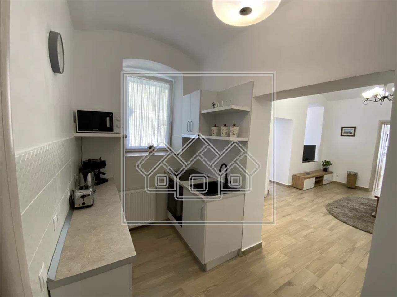 Apartament de vanzare in Sibiu - centru istoric - 84mp - Bis. Ursuline