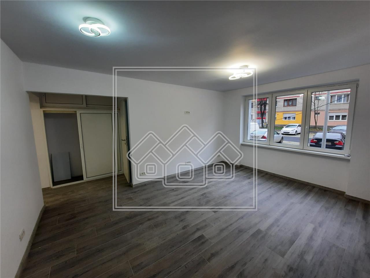 Apartament de inchiriat in Sibiu - 65 mp - 3 camere - parter - Cedonia
