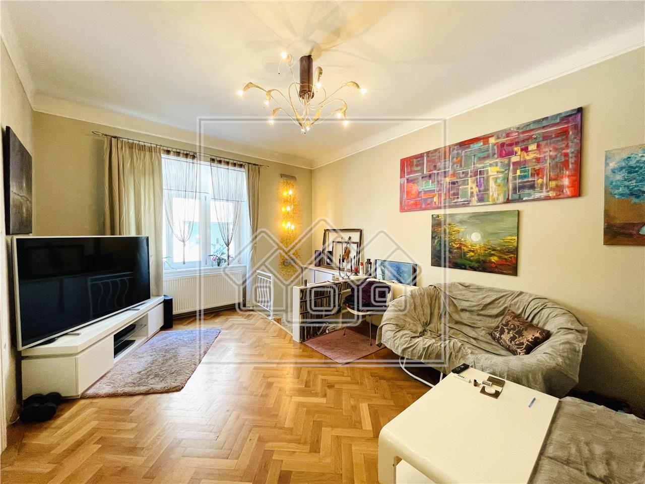 Apartament 3 camere de vanzare in Sibiu - zona Ultracentrala