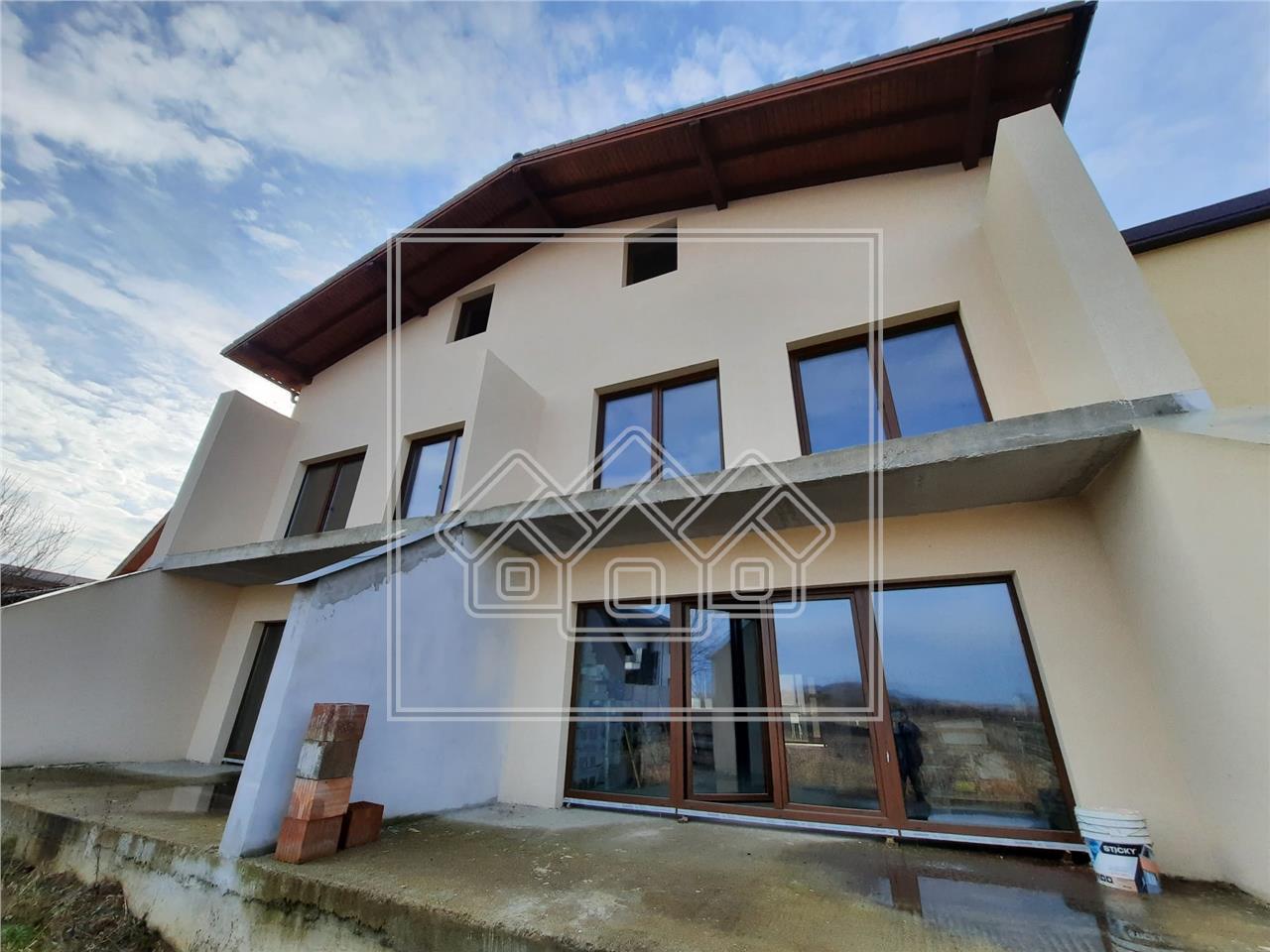 House for sale in Sibiu -duplex-240 sqm usable-yard-2 baths- Selimbar