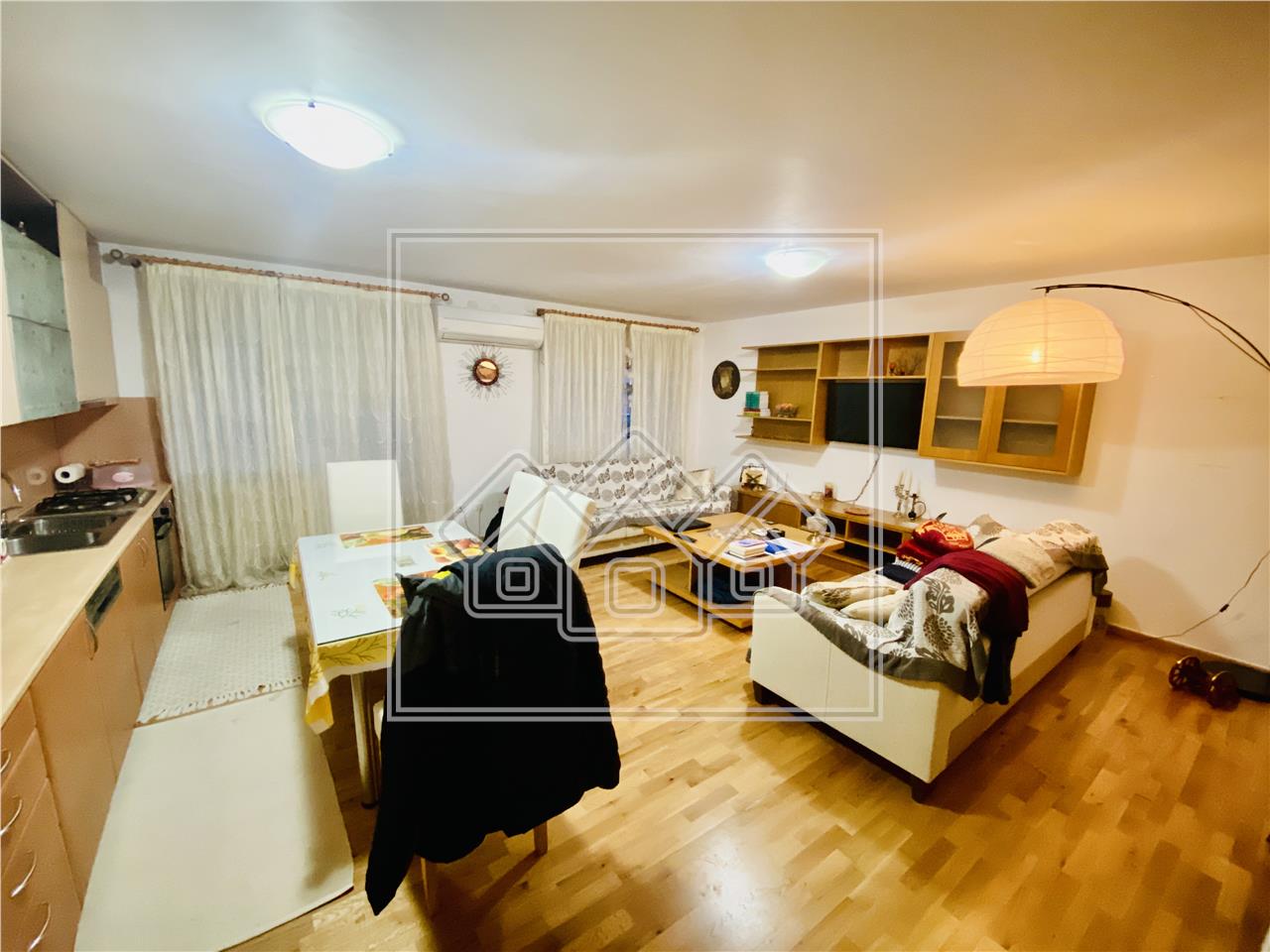 Apartment for sale in Sibiu - 90 usable sqm - 3 rooms and balcony