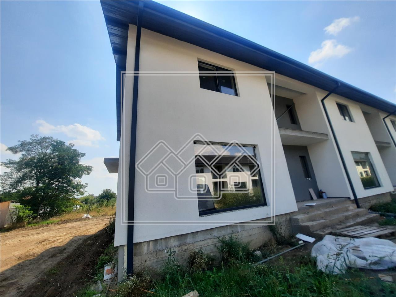 House for sale in Alba Iulia - row type - new building - Micesti area