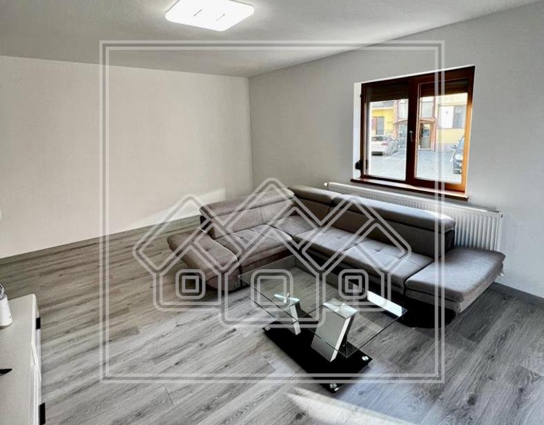 Apartment for sale in Sibiu - 2 rooms with balcony - Selimbar