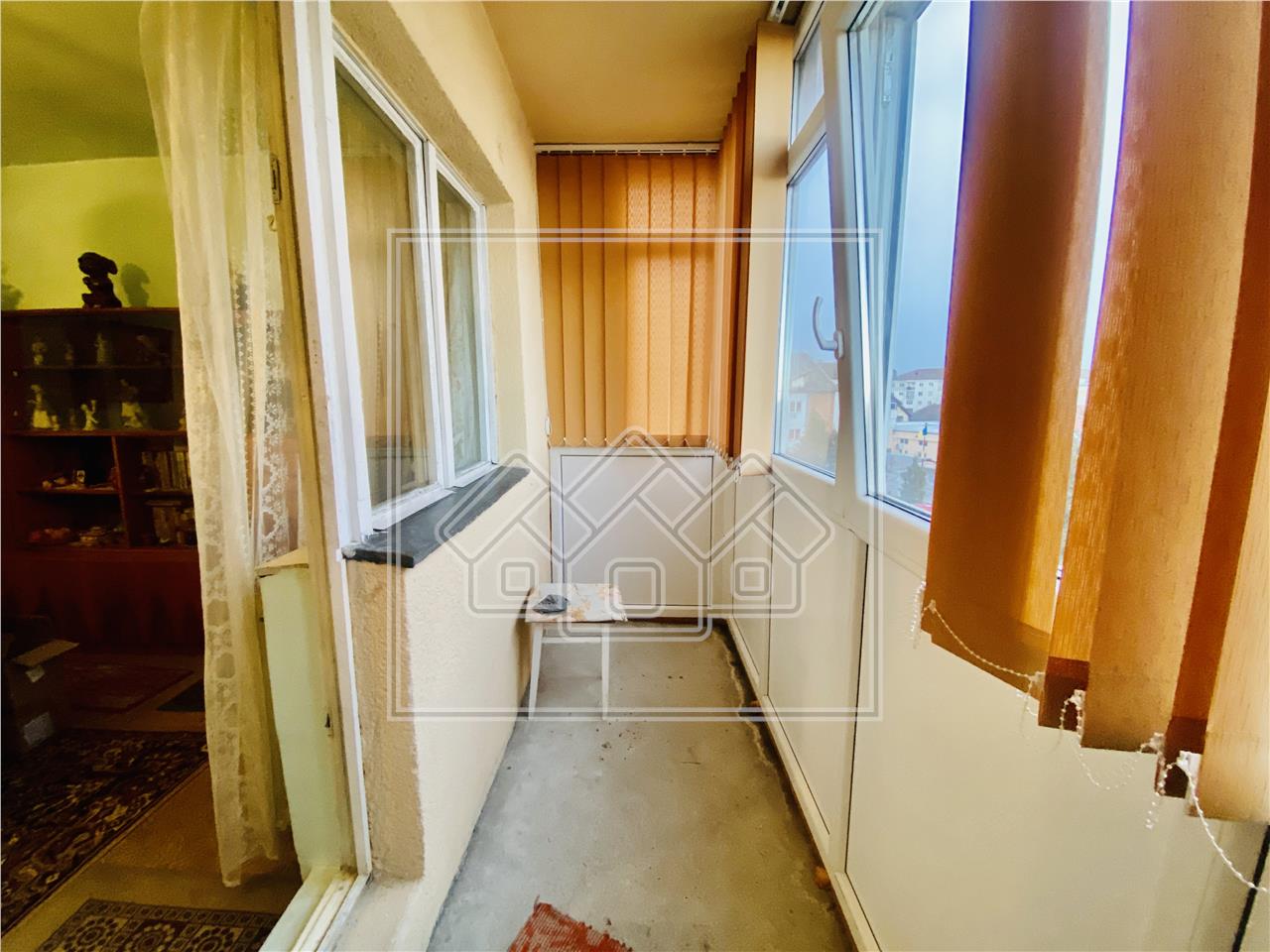 Apartment for sale in Sibiu -  4 rooms - Alba Iulia area