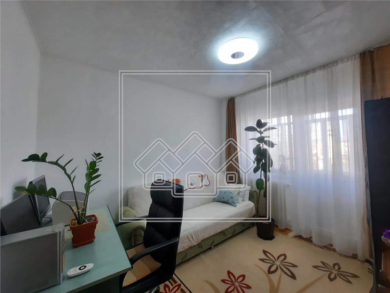 Apartment for sale in Alba Iulia - 4 rooms - Ampoi I area
