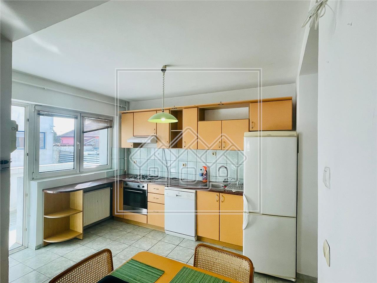 Apartament de inchiriat in Sibiu - 3 camere, garaj - C. Poplacii