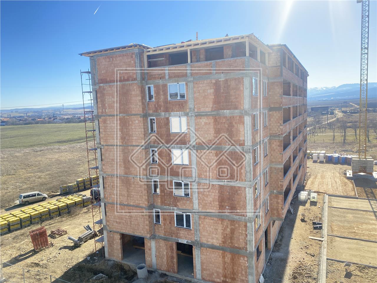 Apartment for sale in Alba Iulia - Sebes - 4 rooms and bathrooms and b
