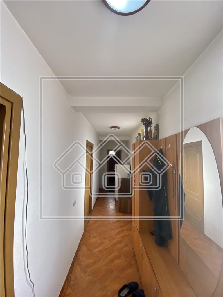 Apartament de vanzare in Sibiu - etaj intermediar - zona Turnisor