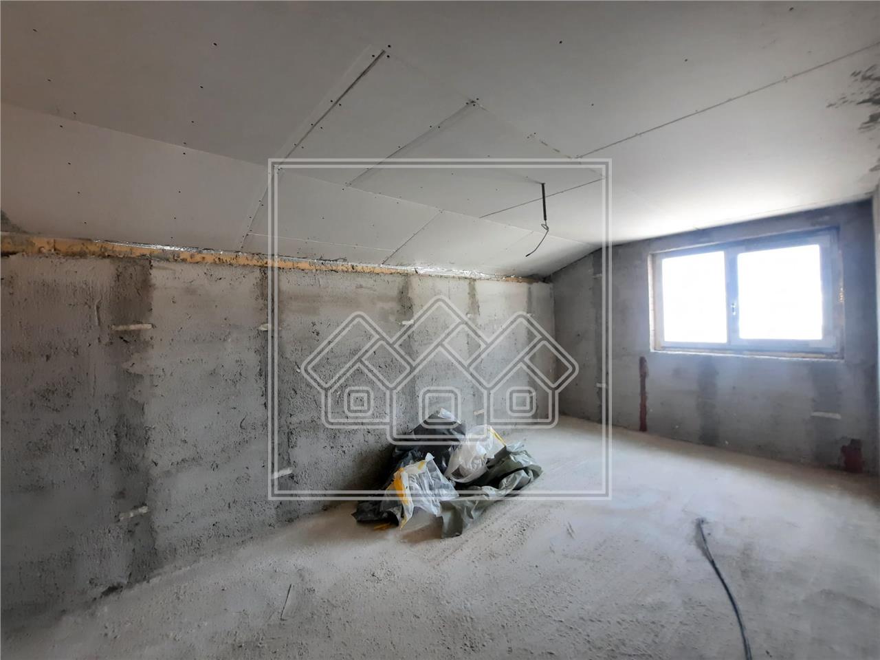 House for sale in Alba Iulia at the gray stage - 6 rooms - Micesti