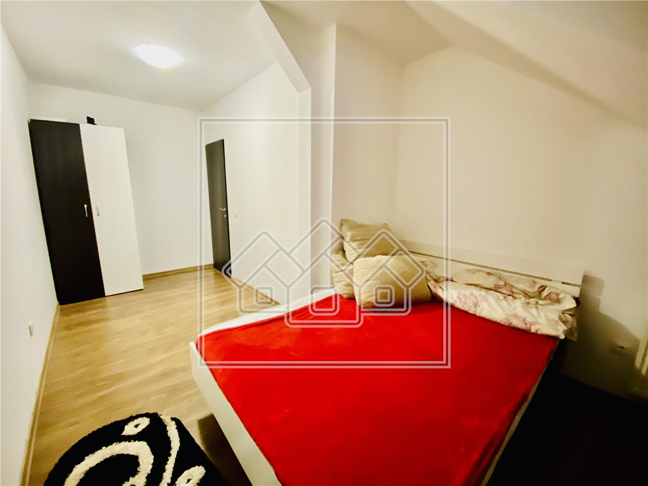 Apartament 3 rooms for sale in Sibiu-Broscarie area