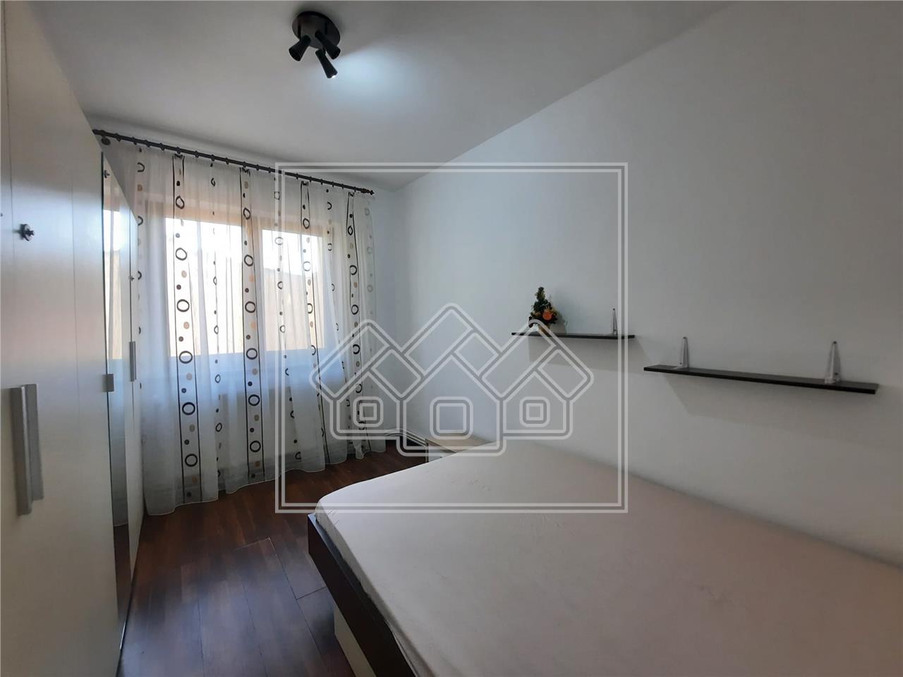 Apartment for sale in Alba Iulia - 4 rooms - enclosed balcony - Cetate