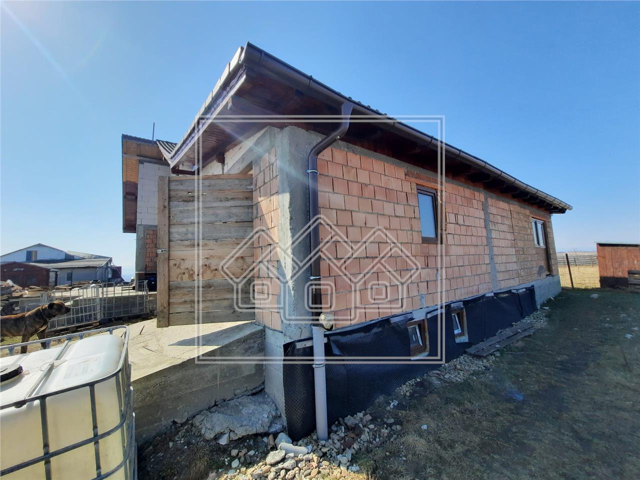 House for sale in Sibiu - 230 usable sqm + land - Sibiu Hill