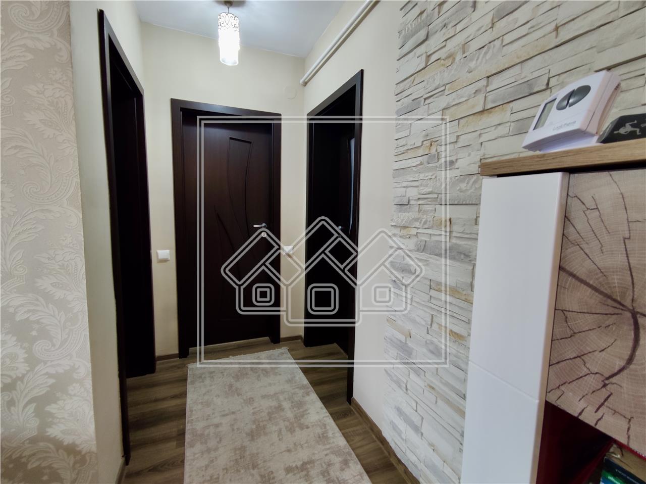 Apartment for sale - 3 rooms, 2 bathrooms - Brana area - modern