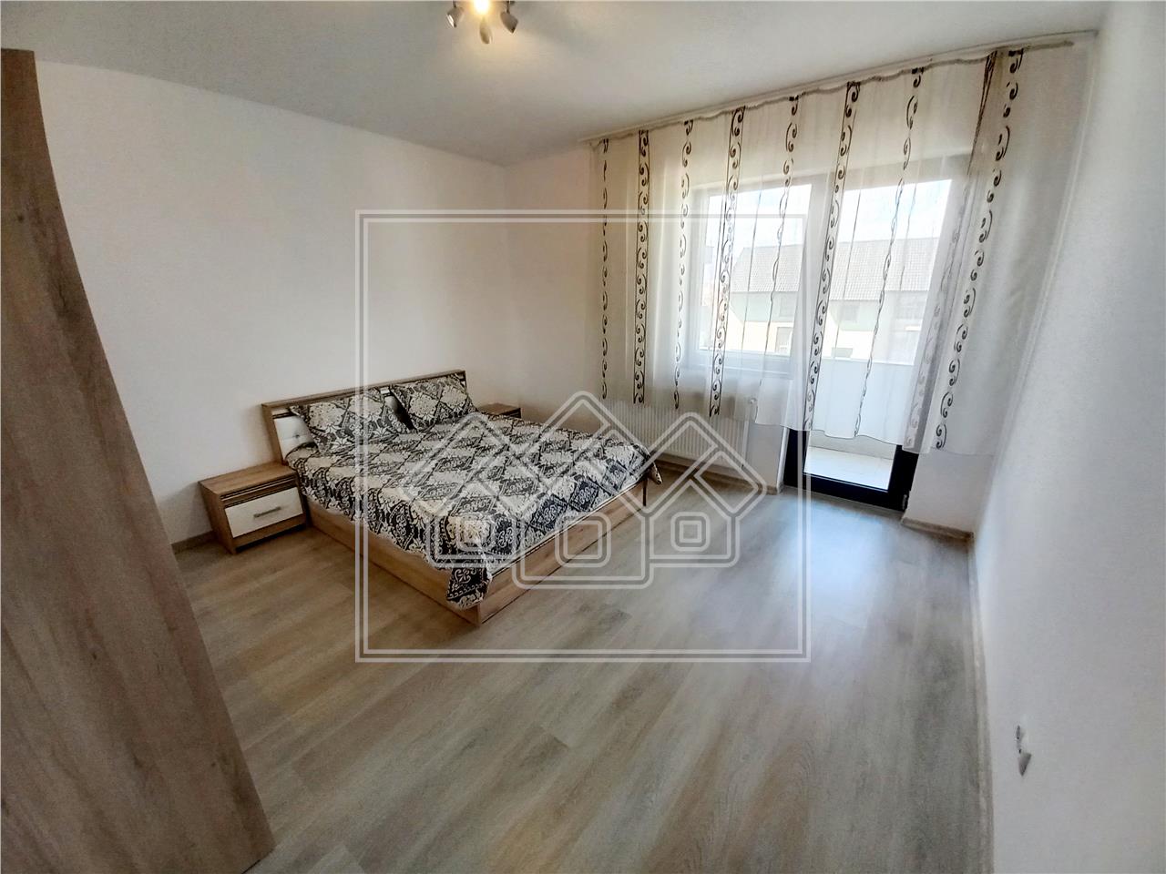 Apartment for rent in Alba Iulia - 2 rooms - parking space - for first