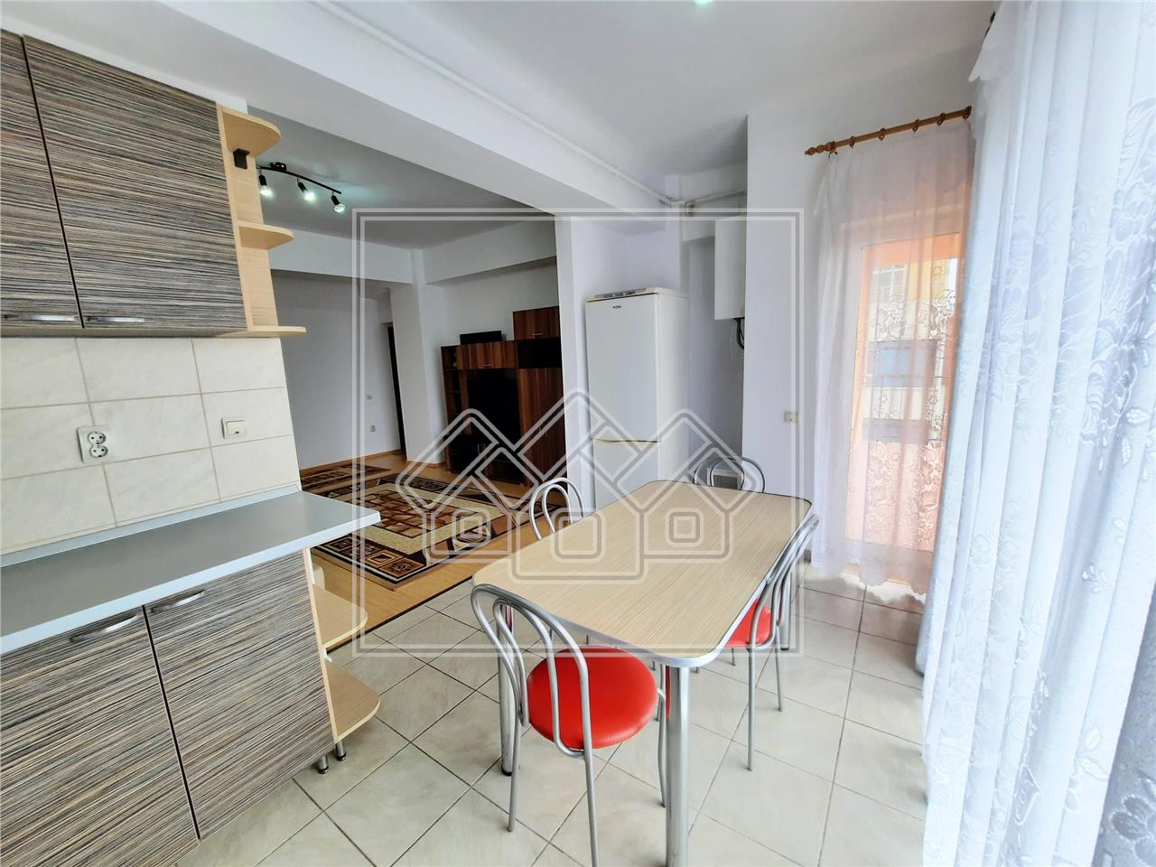 Apartment for rent in Sibiu - 3 rooms and balcony - Strand II area