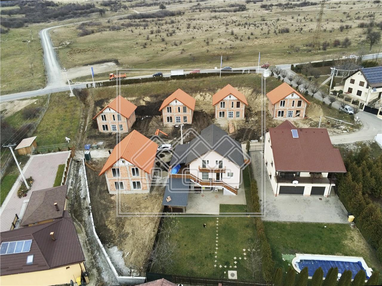 Casa de vanzare in Sibiu - cartier de case - camere spatioase, 3 bai