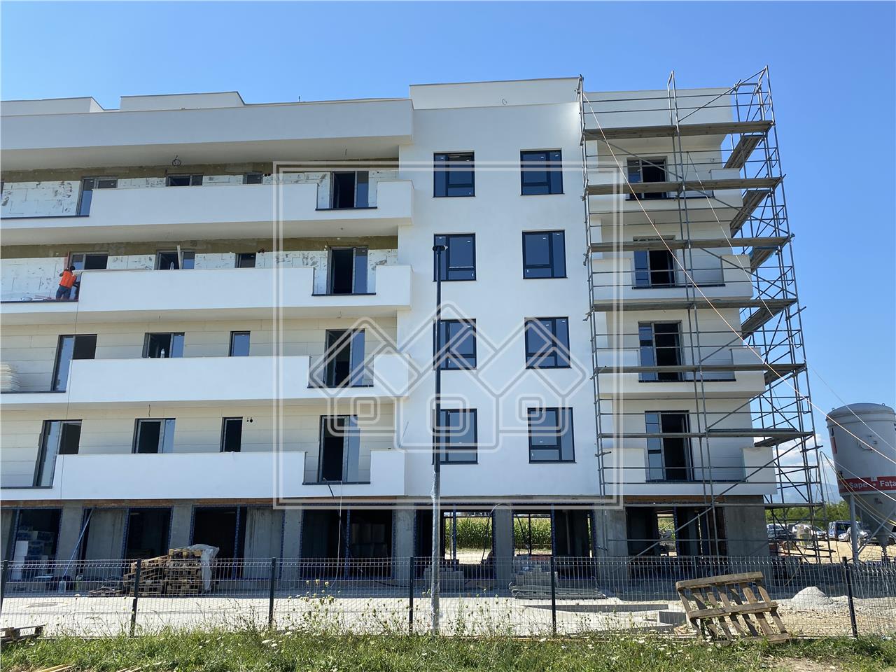 Apartament de vanzare in Sibiu - Calea Surii Mici - balcon/gradina
