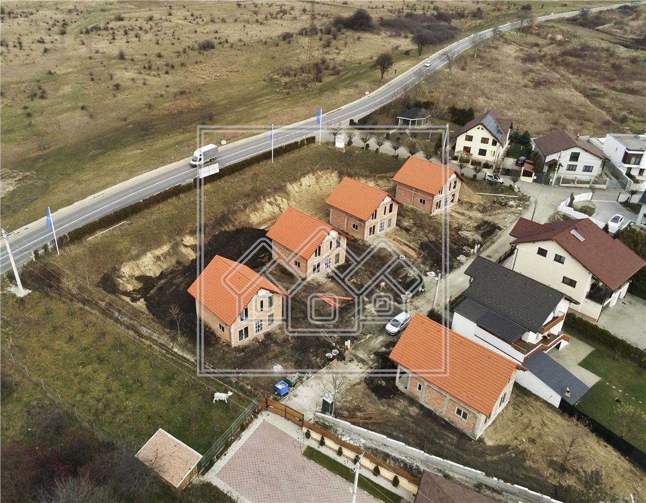 Casa de vanzare in Sibiu - 4 camere separate, 3 bai - individuala
