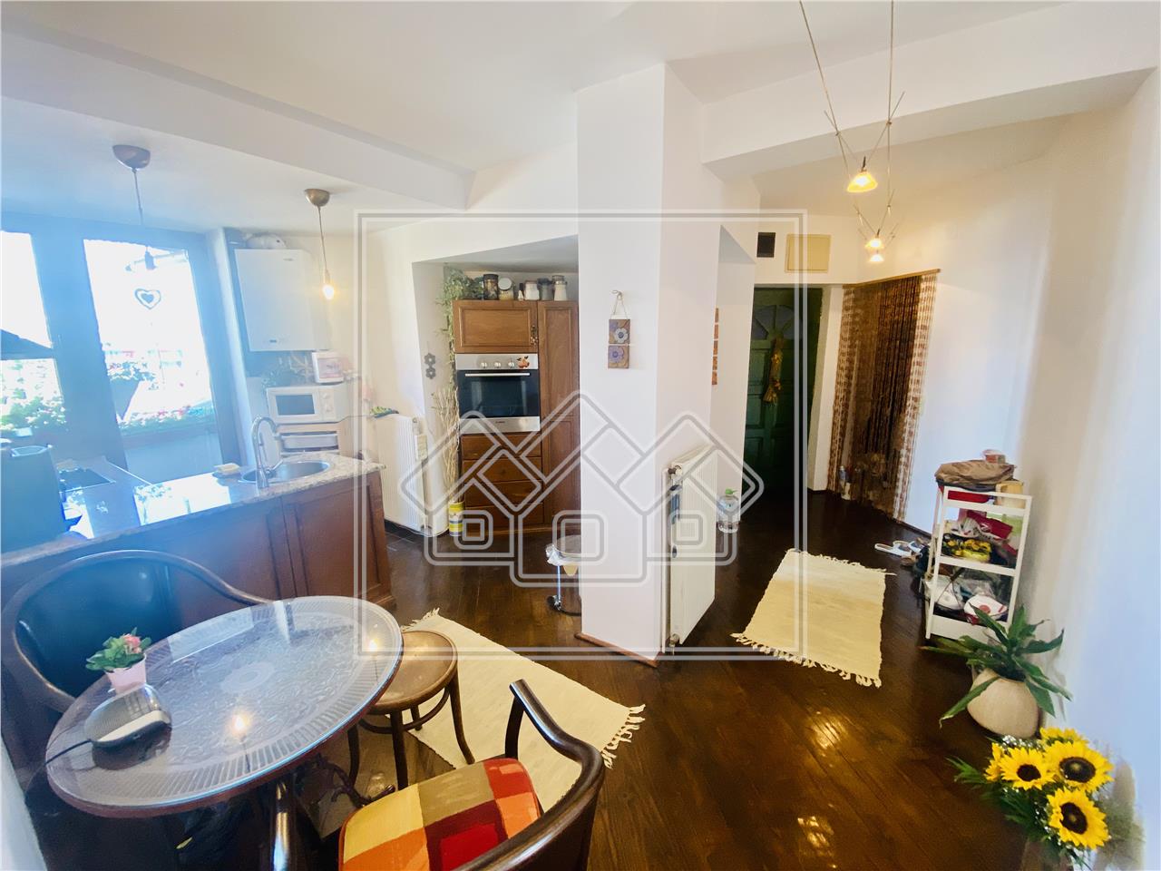 Apartament de vanzare in Sibiu - 3 camere si balcon -Zona Vasile Milea