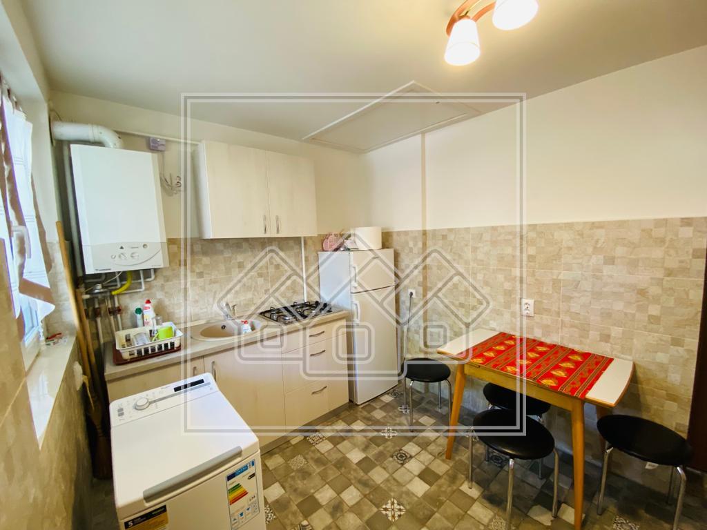 Apartament de inchiriat in Sibiu - 2 camere - Piata Mare