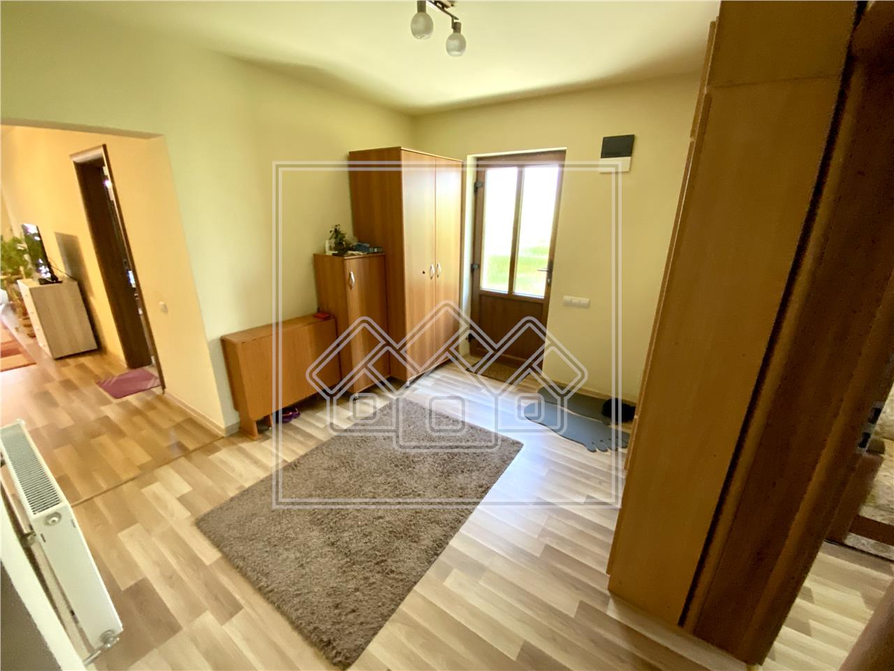 Haus zu verkaufen in Sibiu - Einzelperson - Grundst?ck 261 qm - C. Cis