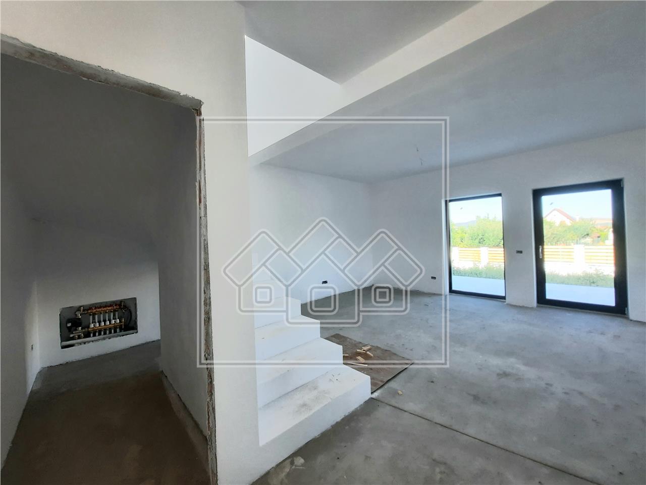 Haus zum Verkauf in Alba - 103 Quadratmeter - 5 Zimmer - Terrasse